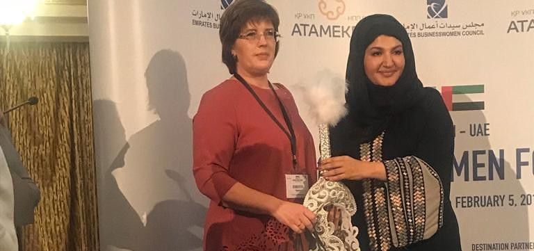 Қостанайлық бизнес-ханым араб миллионер әйеліне сәукеле сыйға тартты.