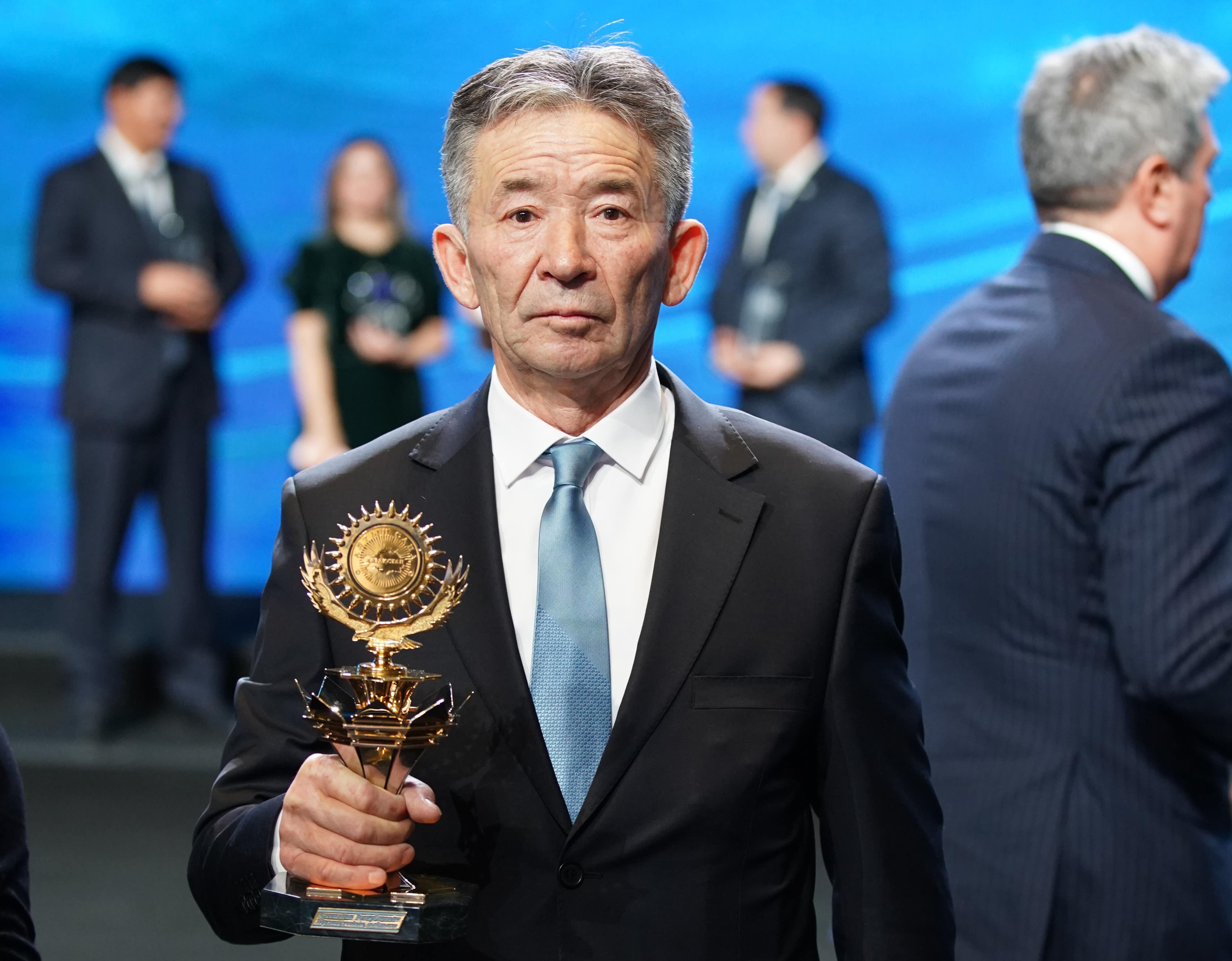 КХ «ПАСЕКА» ИЗ ВОСТОЧНОГО КАЗАХСТАНА УДОСТОЕНО НАЦИОНАЛЬНОЙ ПРЕМИИ «АЛТЫН САПА»